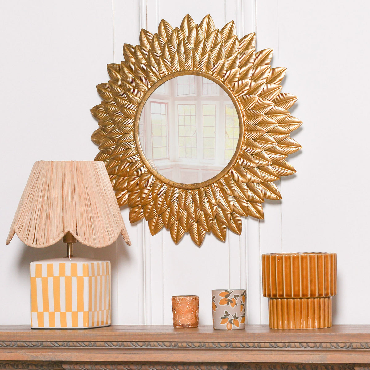 Gold Sunflower-Frame Round Wall Mirror, 48 cm - product image 1